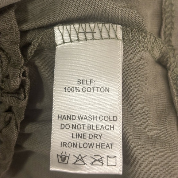 Eesome Sage Green Cropped Lace Accent Blouse - Picture 10 of 10